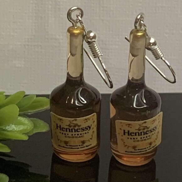 Hennessey Earring, Liquor Earring, Alcohol Earring, Cognac Earring, Gift Idea - Picture 2 of 4